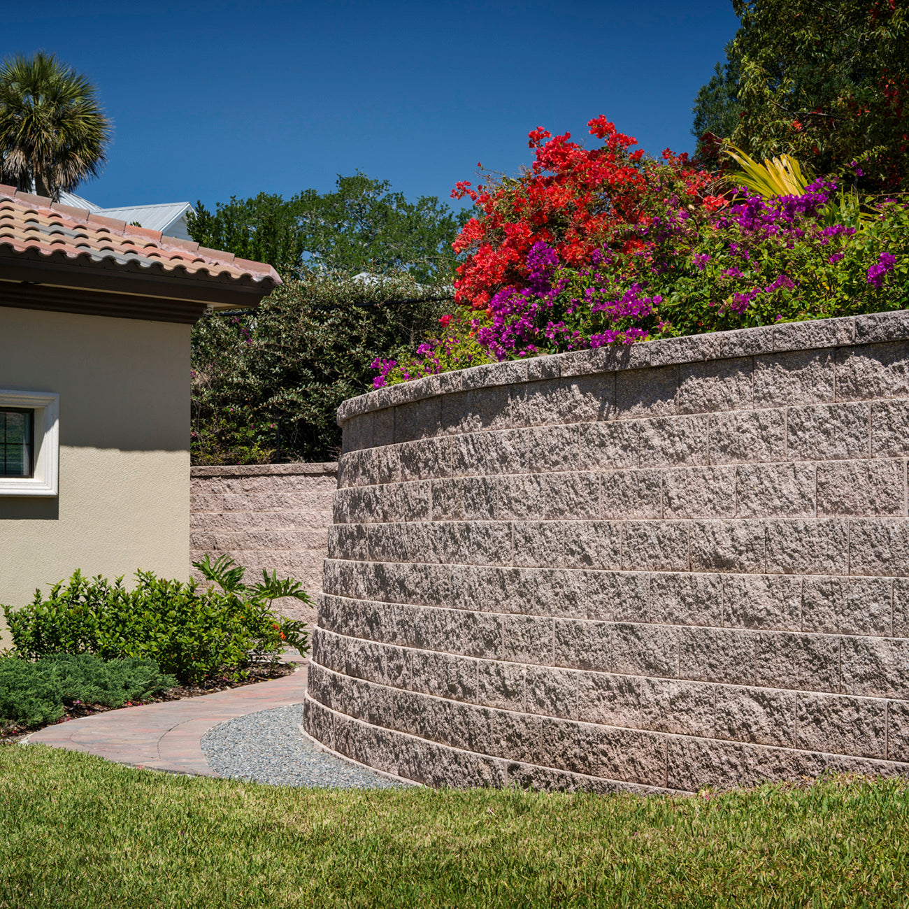 DIAMOND PRO WALL CAPS (BELGARD)